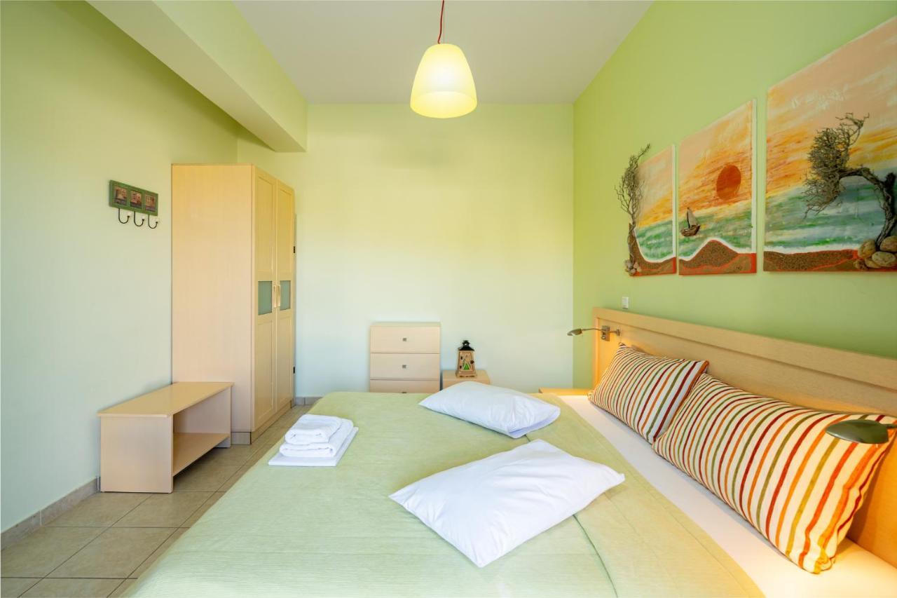 Georgia'S Apartments Kouremenos Beach Anevato エクステリア 写真